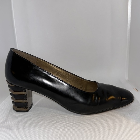 Stuart Weitzman Black Pumps with Geometric Stacked Heels Size 8.5 - GUC - Picture 7 of 11